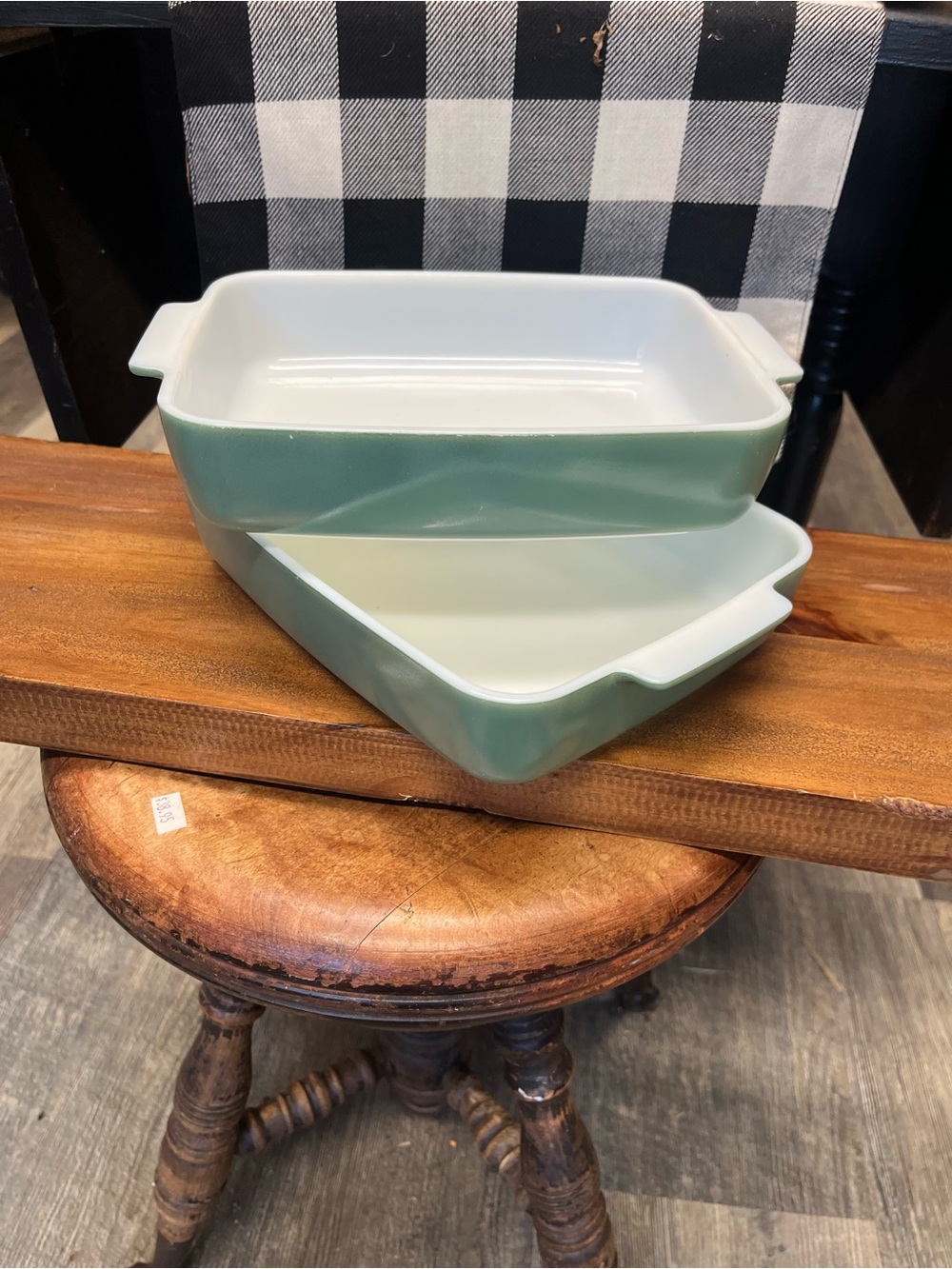 1953 Pyrex Seagram green bakers dish